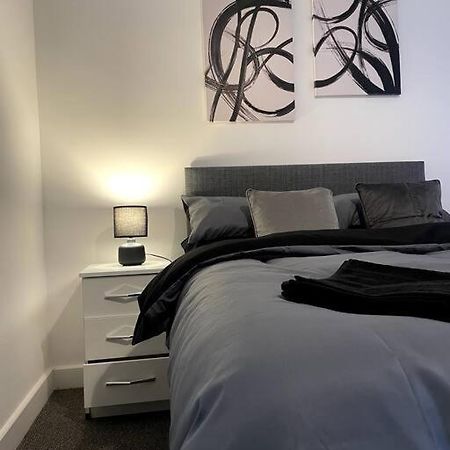 #4Bs 1 Bed Serviced Apartment Derby Exterior foto